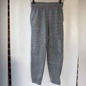 Nike Therma-Fit Big Kids Graphic Tapered Training Pants Size Large